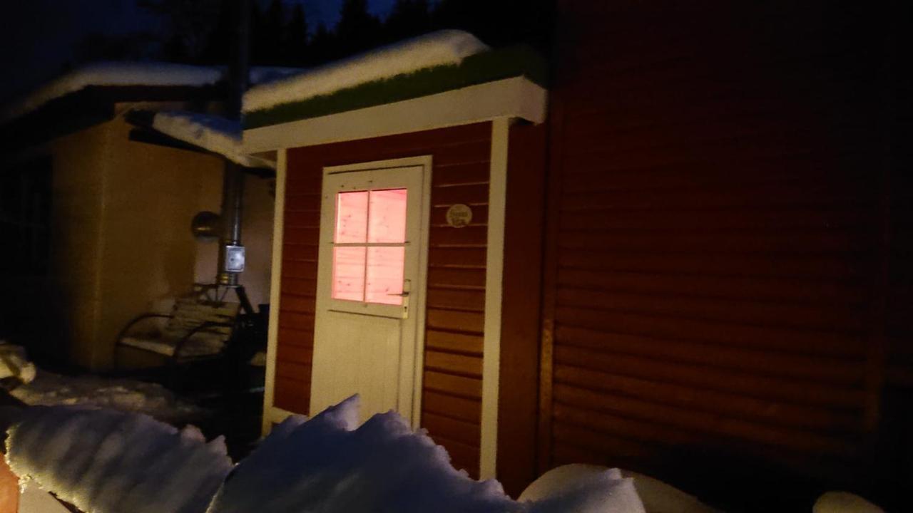 Ruhiges Ferienhaus Am Waldrand Mit Sauna Und Kamin - Hellaberg II Langenbach  外观 照片